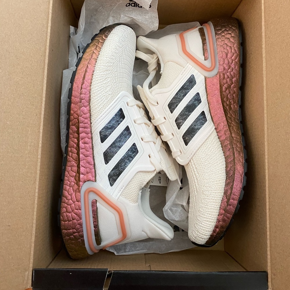 NIB ADIDAS ULTRABOOST 20 W - size 6.5